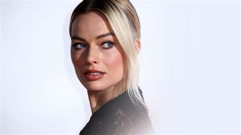 eBay Sellers Hawk AI Nudes Of Celebs Like Margot Robbie